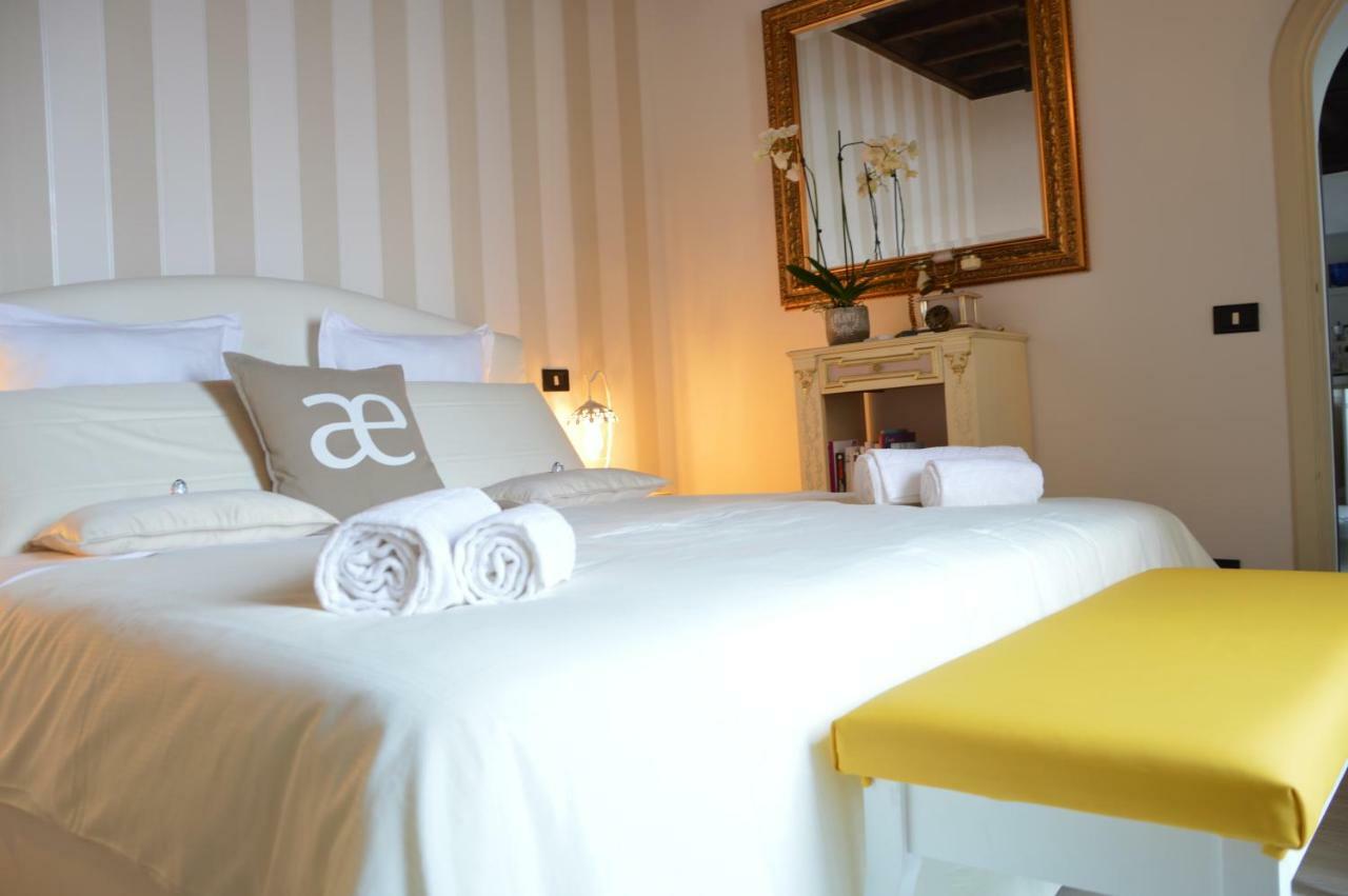 Historic Center - Elegant Apartment With Charming Antiques - Raffaello Inn Roma Exterior foto